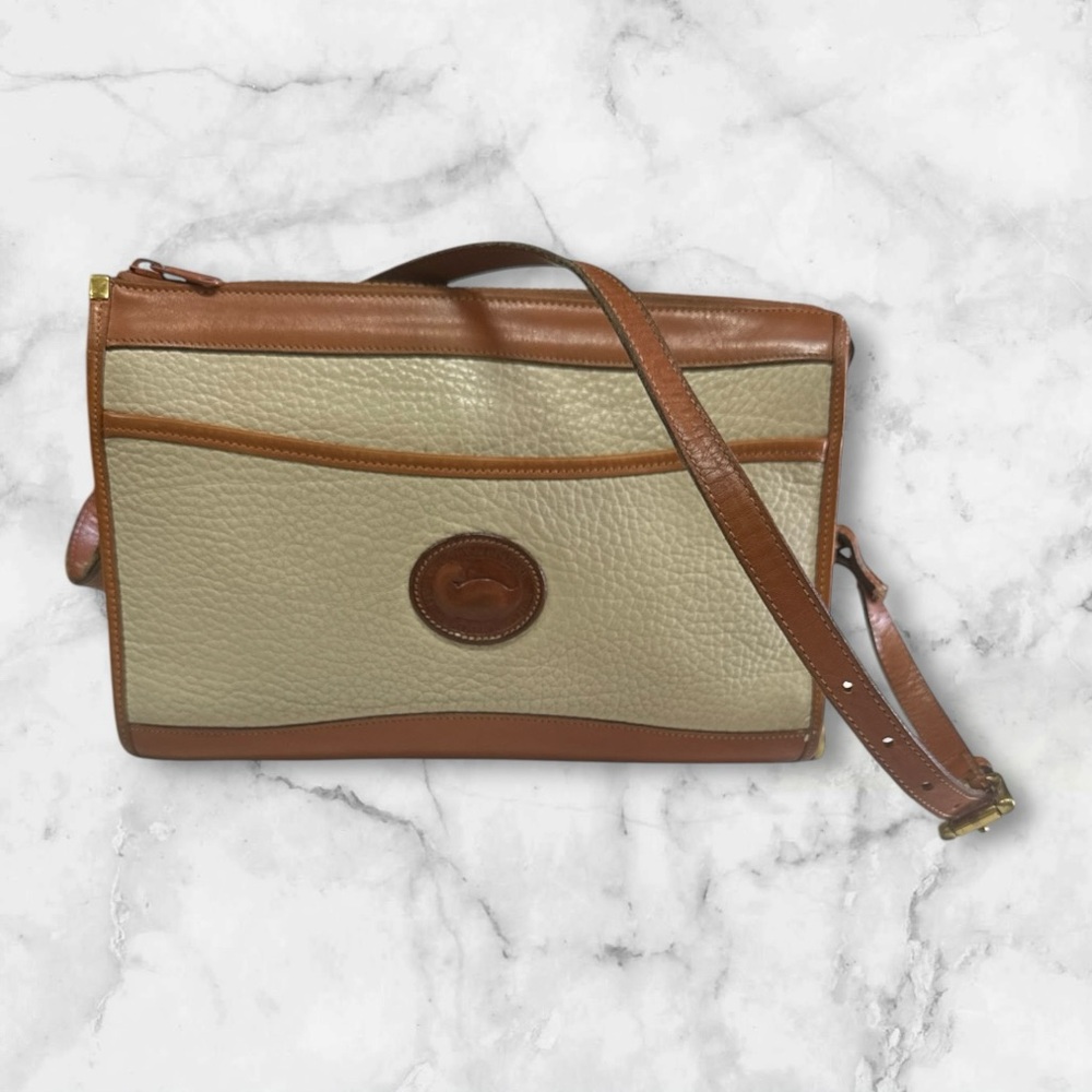 Vintage Dooney & Bourke Shoulder Bag.